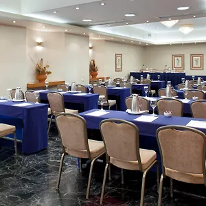 By Ihg Salonic